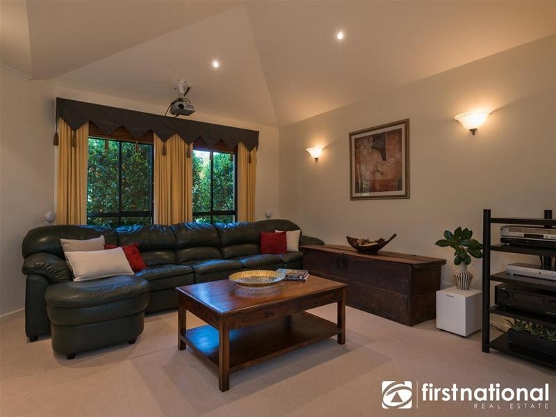 6 Farm Lane, Berwick VIC 3806