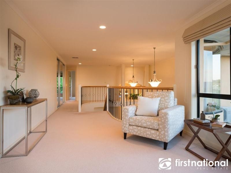 6 Farm Lane, Berwick VIC 3806