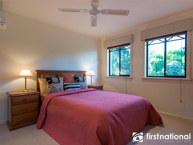 6 Farm Lane, Berwick VIC 3806