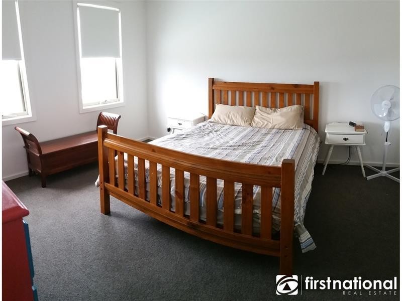 28/23 Atlantic Drive, Pakenham VIC 3810