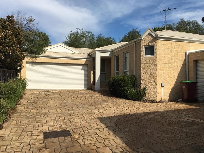 3/6 Elgin Street, Berwick VIC 3806