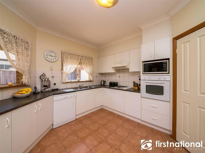 38 Stockmans Circuit, Pakenham VIC 3810