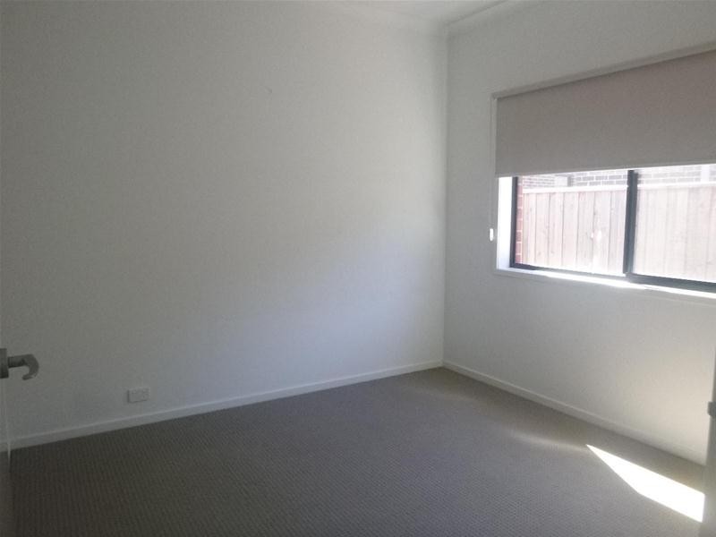 22 Georgetown Way, Officer VIC 3809