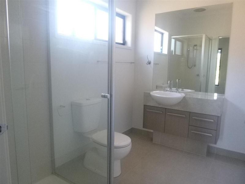 22 Georgetown Way, Officer VIC 3809