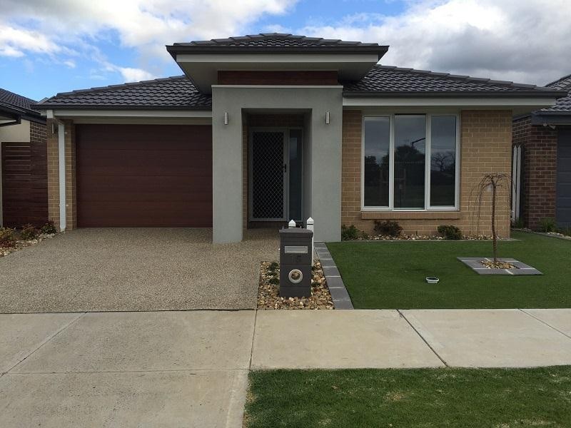 15 Norma Crescent, Officer VIC 3809