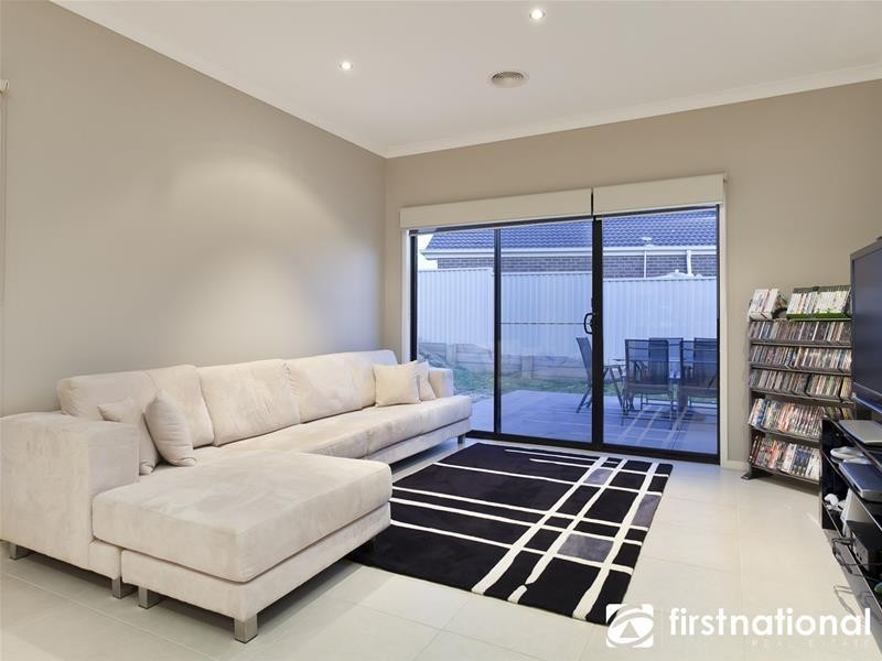 11 Ben Cairn Mews, Pakenham VIC 3810