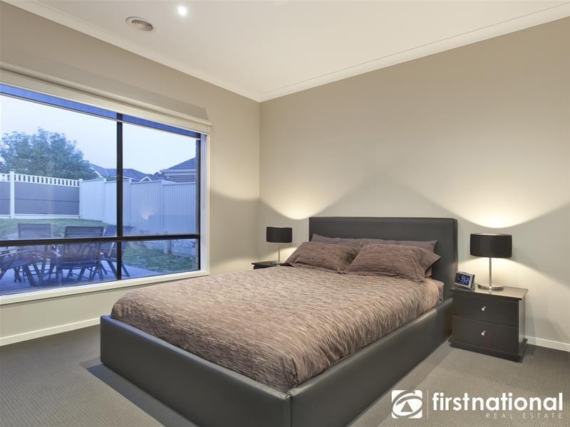 11 Ben Cairn Mews, Pakenham VIC 3810