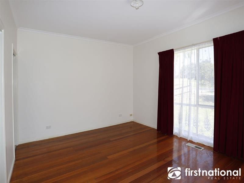 9 Innes Court, Berwick VIC 3806