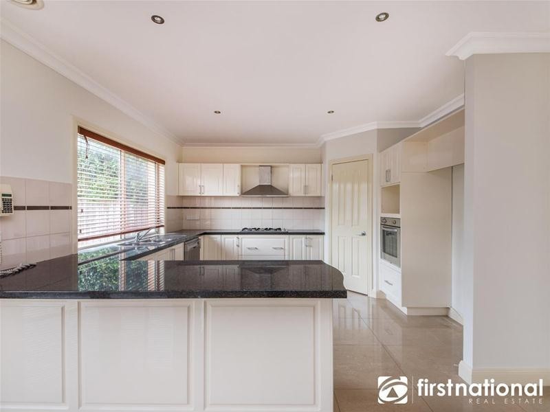 9 Packard Street, Berwick VIC 3806