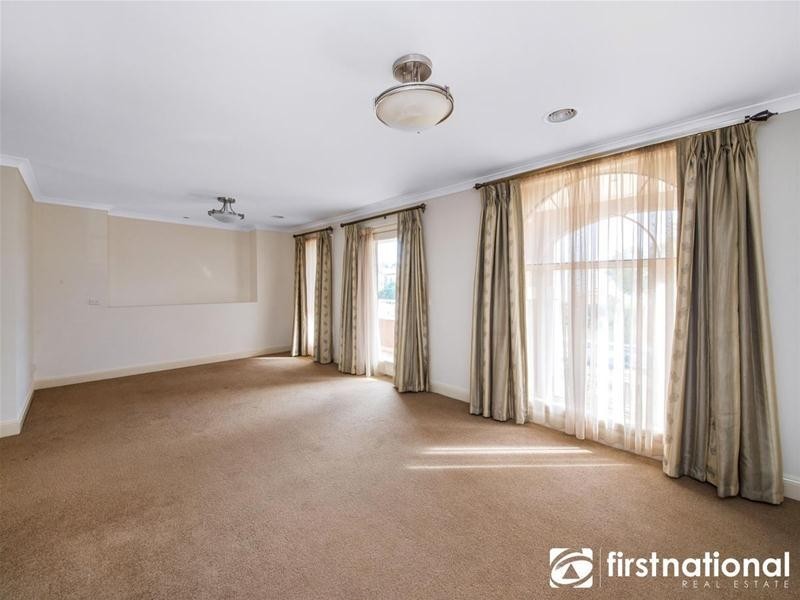 9 Packard Street, Berwick VIC 3806