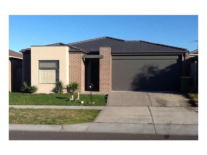 7 Heathfield Lane, Officer VIC 3809
