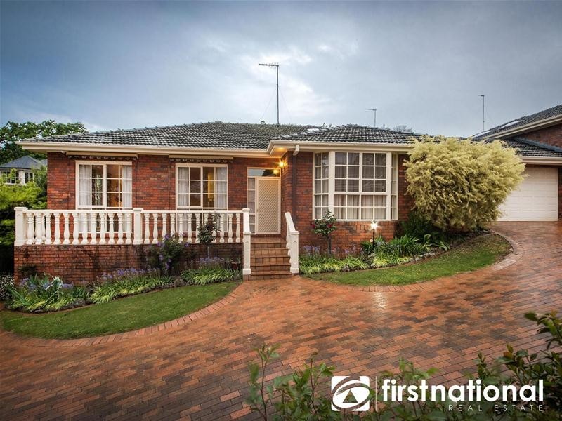 2/32 Langmore Lane, Berwick VIC 3806