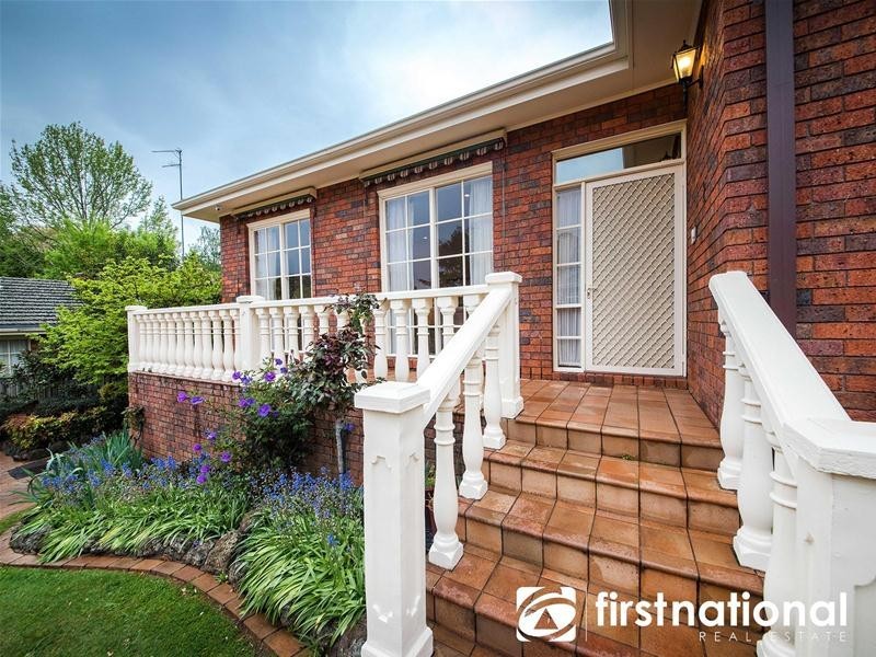 2/32 Langmore Lane, Berwick VIC 3806