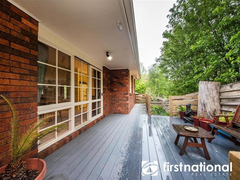 2/32 Langmore Lane, Berwick VIC 3806