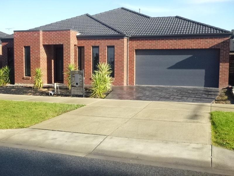 22 Georgetown Way, Officer VIC 3809