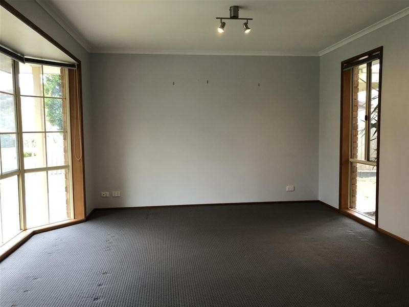 3 Gifford Close, Berwick VIC 3806