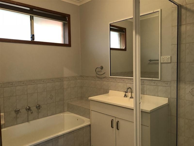 3 Gifford Close, Berwick VIC 3806