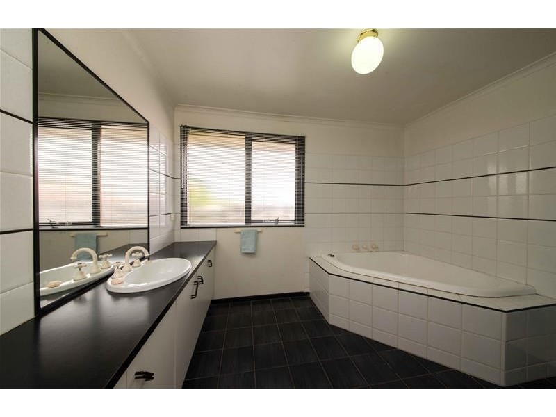 87 Anaconda Road, Narre Warren VIC 3805