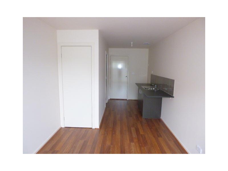 3 Lurline Street, Cranbourne VIC 3977