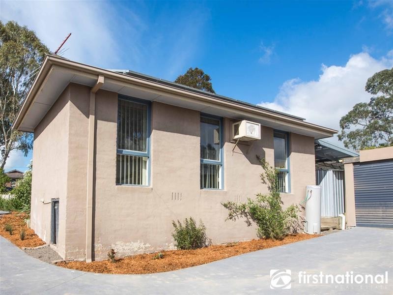10 Slingsby Avenue, Beaconsfield VIC 3807