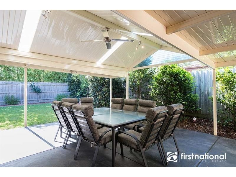 2 McIlwraith Court, Berwick VIC 3806