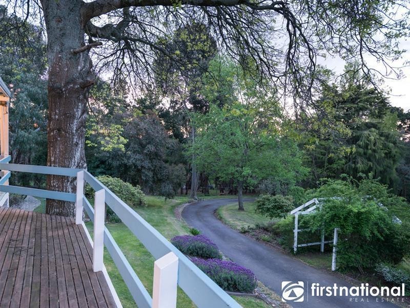 10 Sugarloaf Road, Beaconsfield Upper VIC 3808