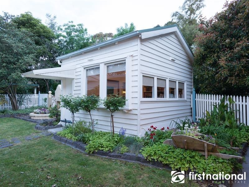 10 Sugarloaf Road, Beaconsfield Upper VIC 3808