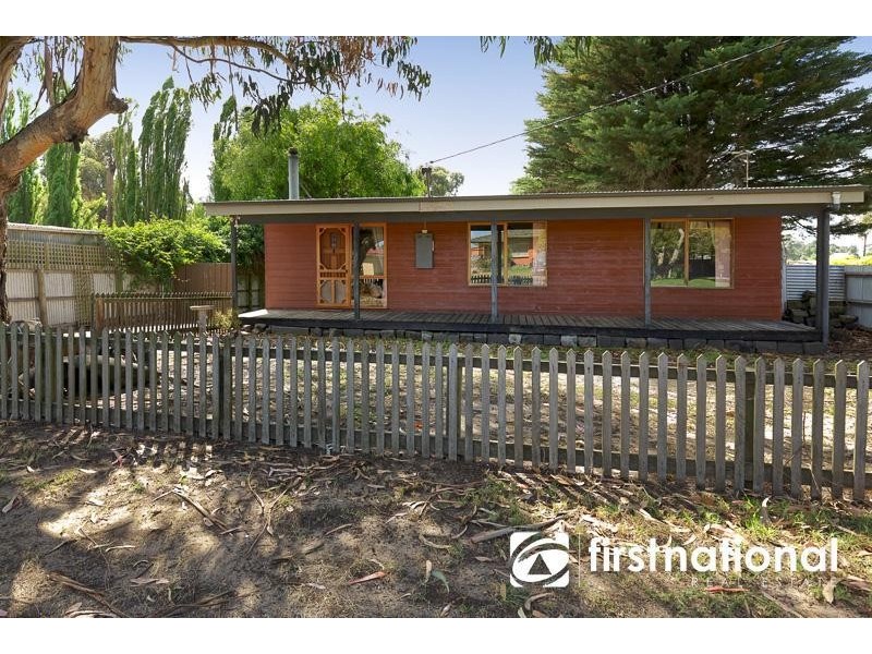 6 Dixons Road, Cardinia VIC 3978