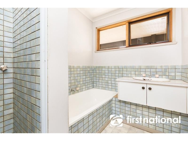 6 Dixons Road, Cardinia VIC 3978