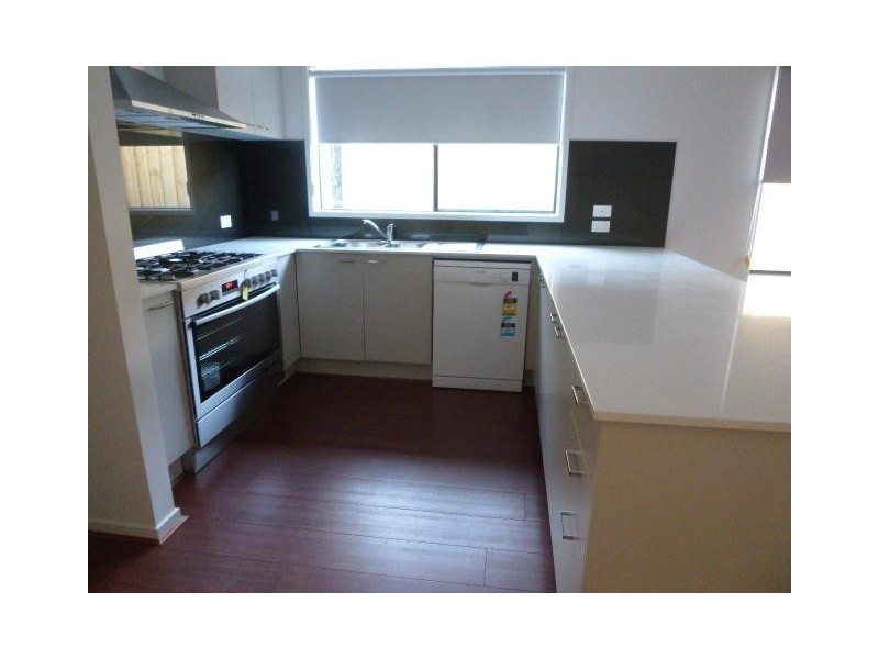 11 Anvil Way, Clyde North VIC 3978