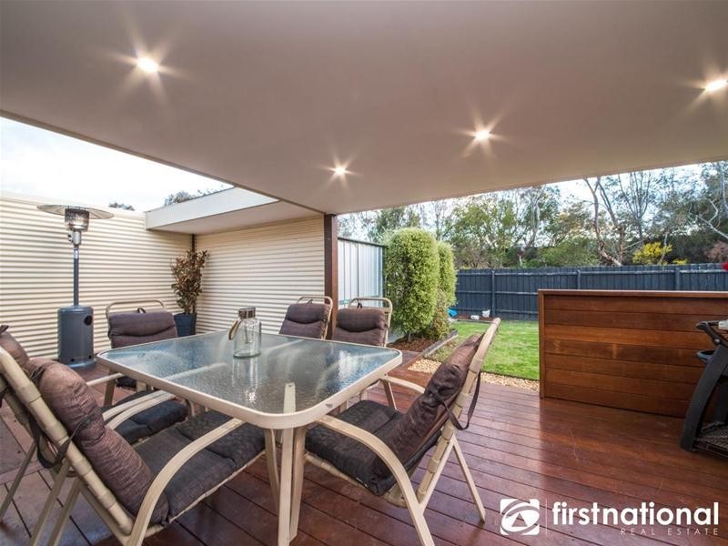 10 Insignia Crescent, Berwick VIC 3806