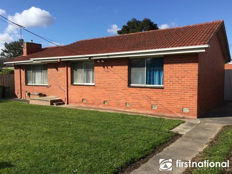 77 Princes Highway, Pakenham VIC 3810