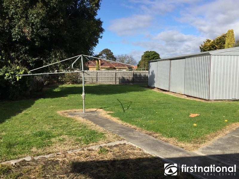 77 Princes Highway, Pakenham VIC 3810