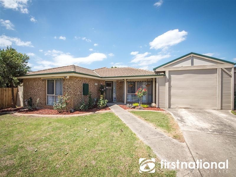 52 Amber Crescent, Narre Warren VIC 3805