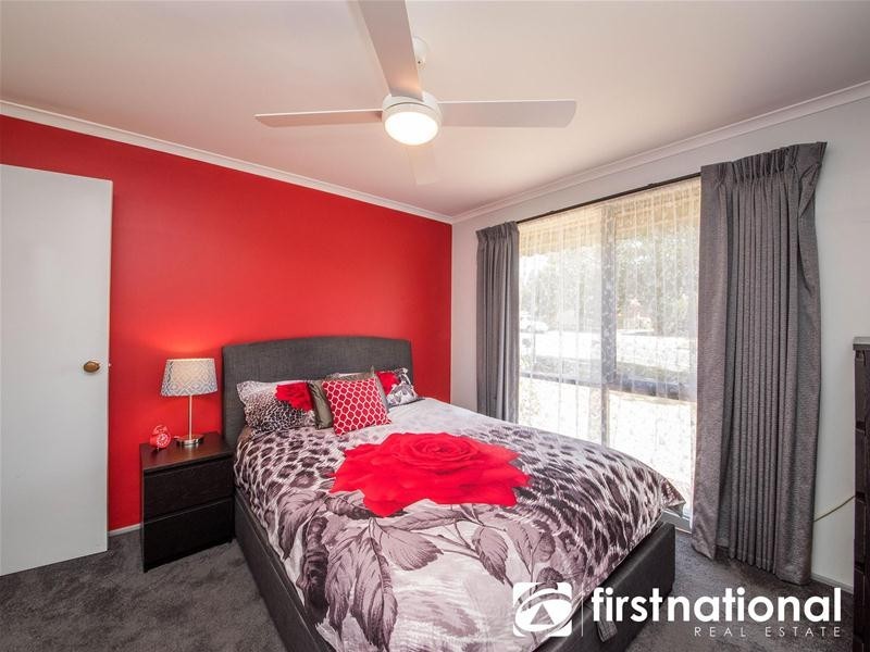 52 Amber Crescent, Narre Warren VIC 3805