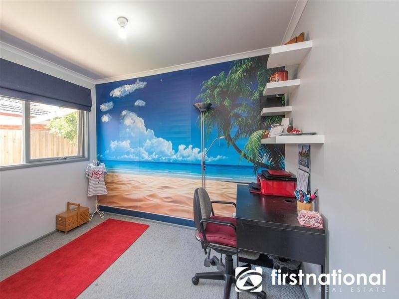 52 Amber Crescent, Narre Warren VIC 3805