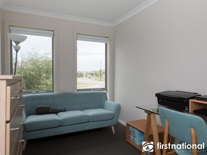 9 Heathfield Lane, Officer VIC 3809