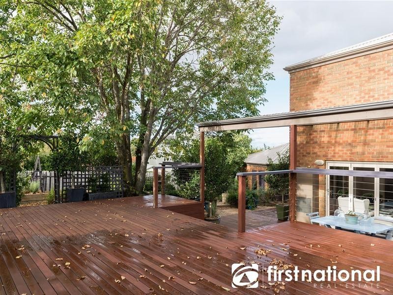 54 William Road, Berwick VIC 3806