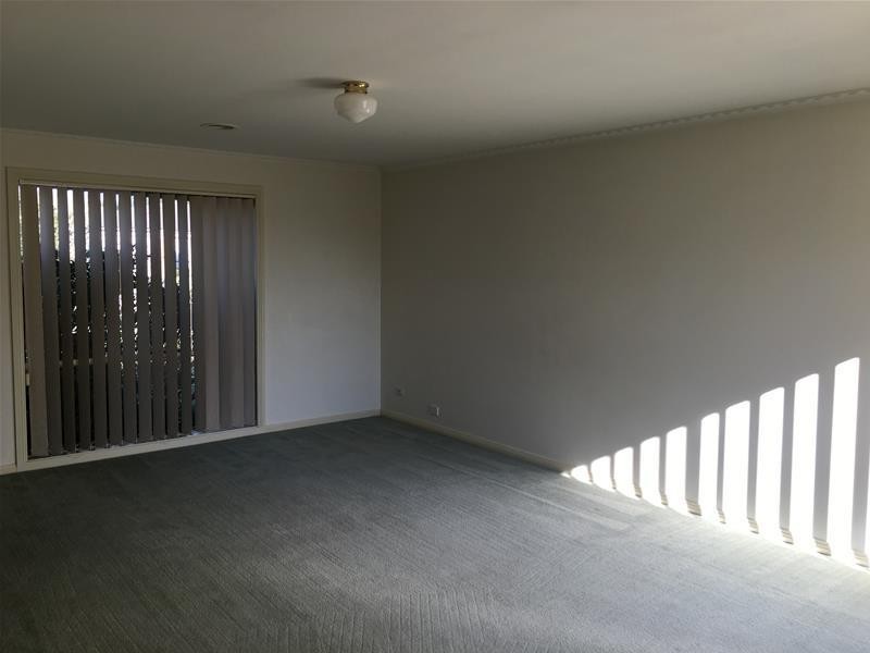 6 Mowbray Court, Berwick VIC 3806