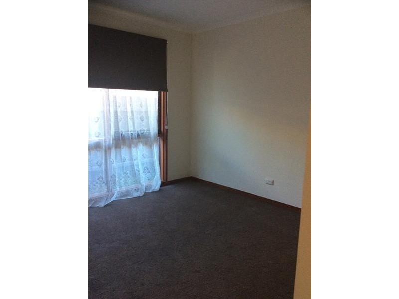 61 Strong Drive, Hampton Park VIC 3976