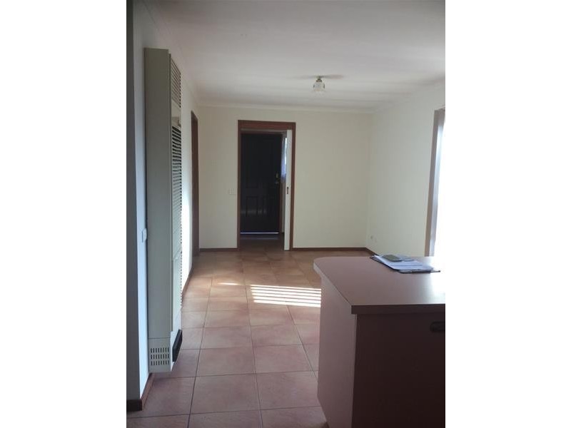 61 Strong Drive, Hampton Park VIC 3976