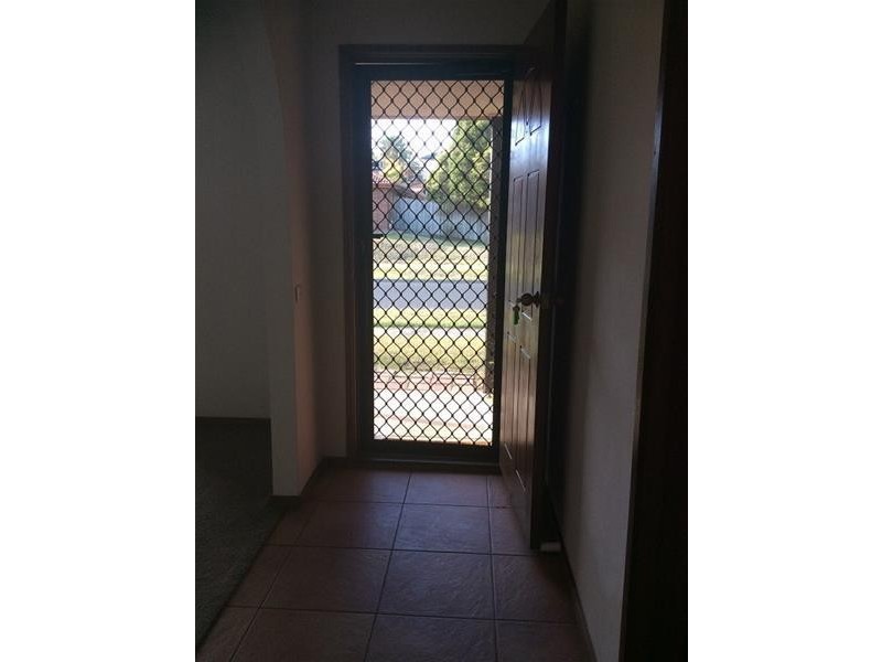 61 Strong Drive, Hampton Park VIC 3976