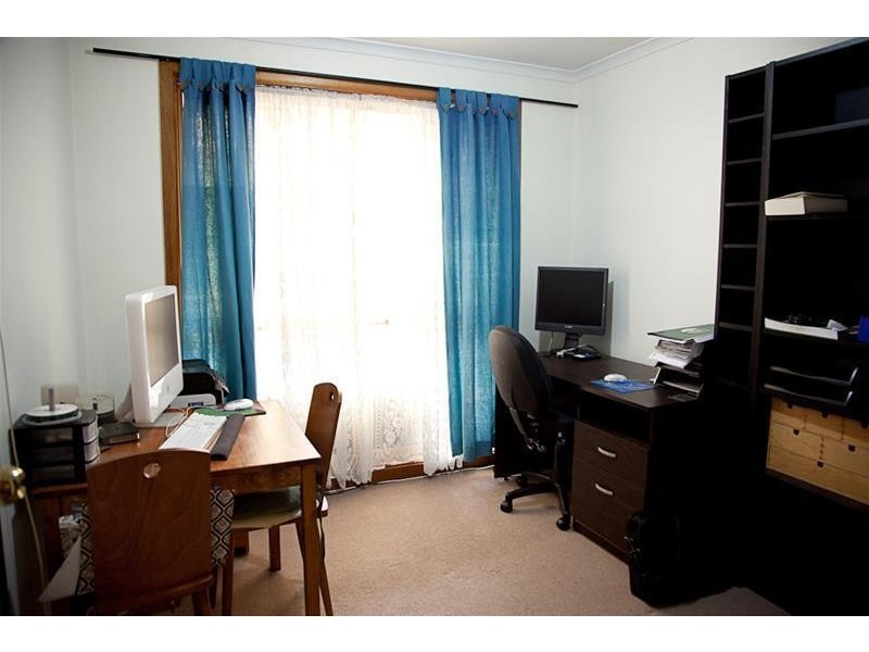 18 Tilba Court, Berwick VIC 3806