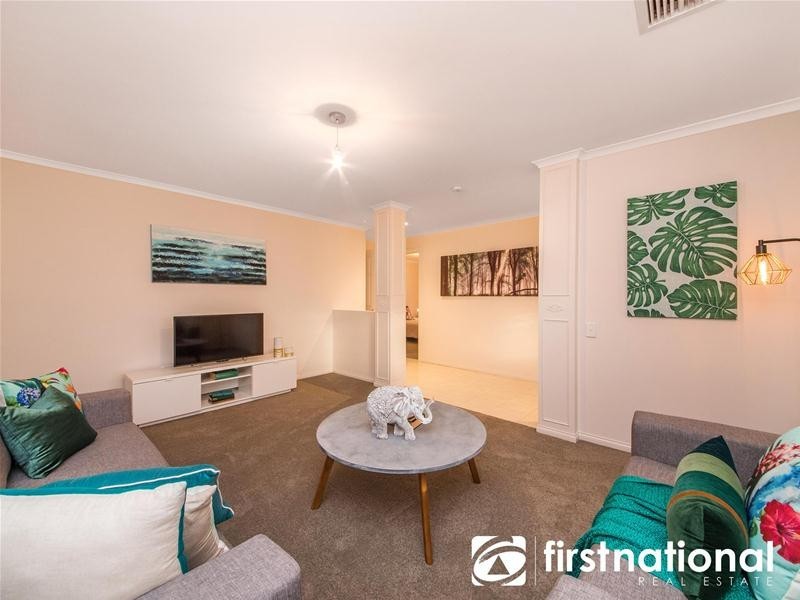 11 Camelia Way, Pakenham VIC 3810