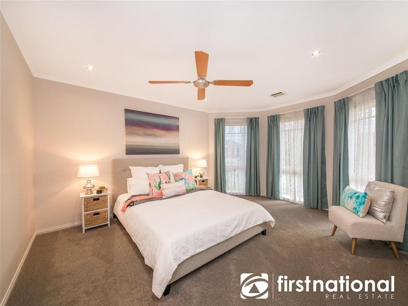 11 Camelia Way, Pakenham VIC 3810