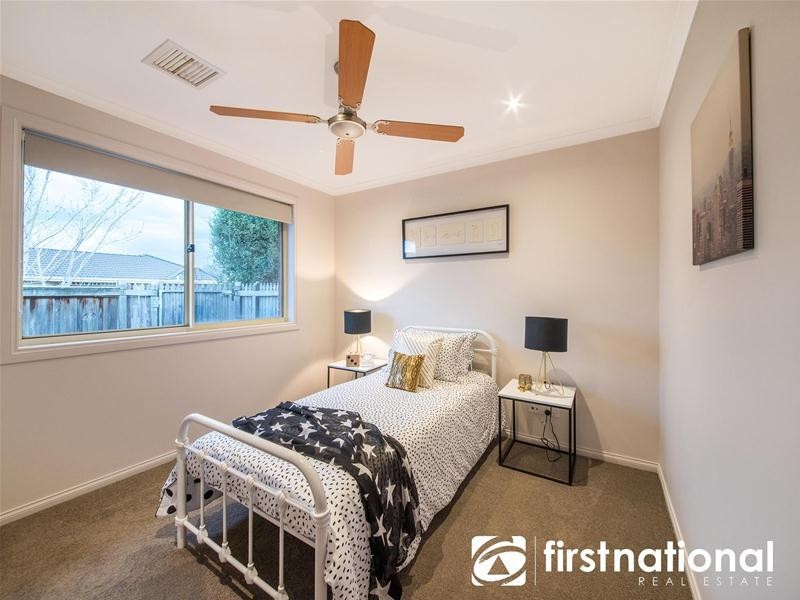 11 Camelia Way, Pakenham VIC 3810