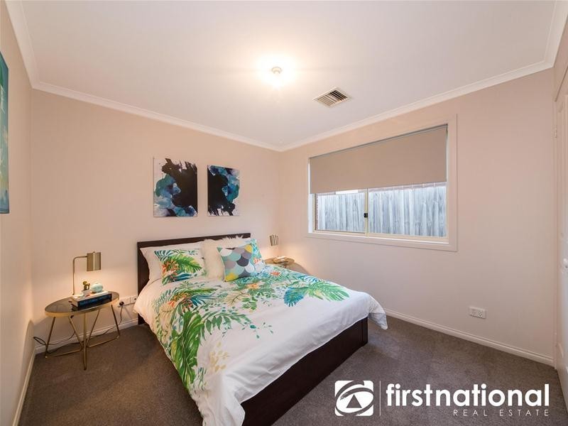 11 Camelia Way, Pakenham VIC 3810