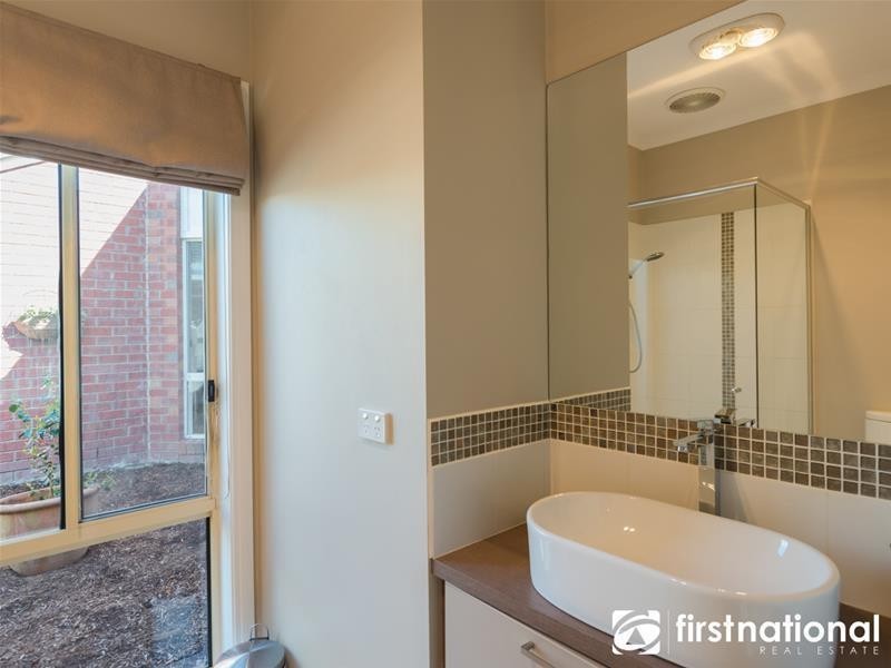 20 Theodore Terrace, Berwick VIC 3806