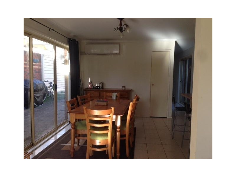 4b Boree Court, Berwick VIC 3806