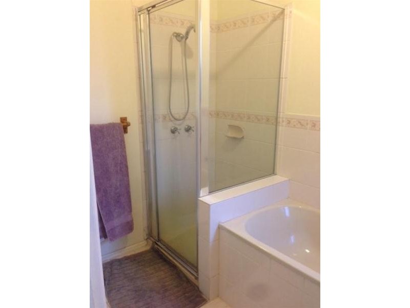 4b Boree Court, Berwick VIC 3806